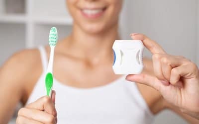 Top 4 Amazing Benefits of Brushing & Flossing from Warner Lakes Dental
